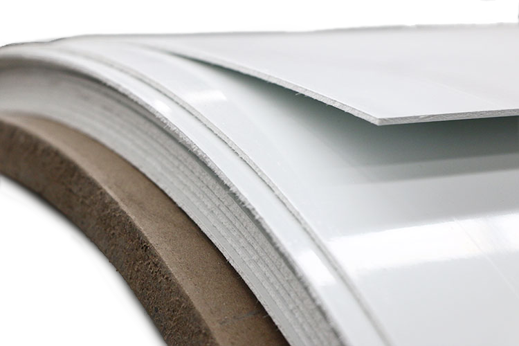A picture showing how thick fiberglass roof material is for RVs